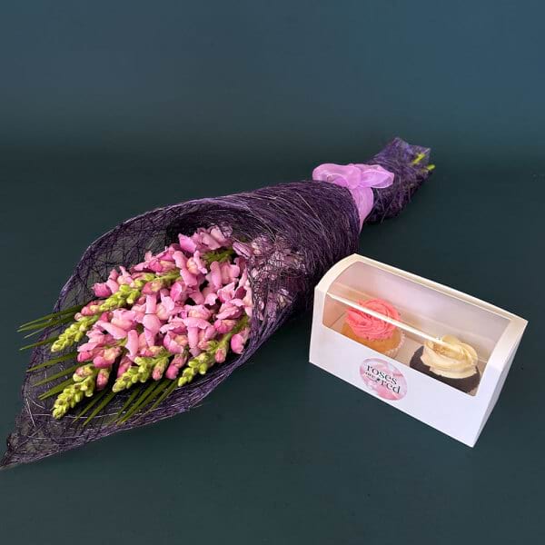 Lavender snaps with cupcakes