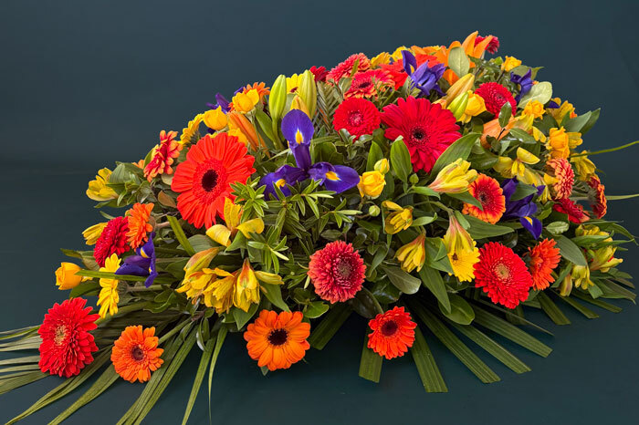 Choosing Flowers for Funerals & Memorial Services: A Guide to Meaningful Floral Tributes